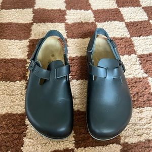 Boston Birkenstocks with Strap